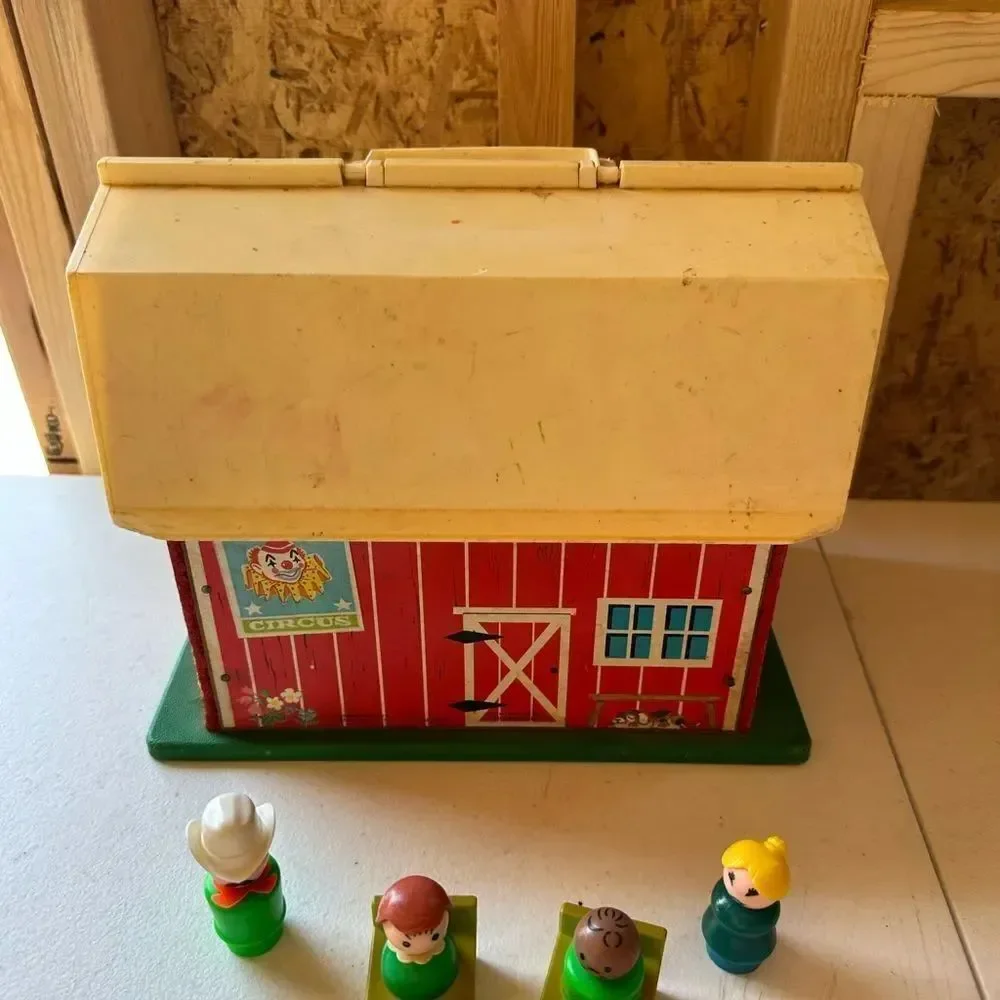 Fisher-Price charming farm
